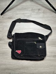 Y2K 90’s MUDD Black Messenger Bag Pockets Strap Zipper Vintage