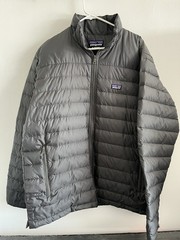 Patagonia Tres 3-in-1 Parka (Zip-Out Down Jacket ONLY) – Forge Grey Size XL Men