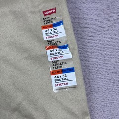 Levis 541 Athletic Taper Mens 44×32 Khaki Tan All Seasons Tech Stretch Pants NEW