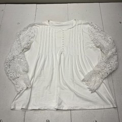 White V-Neck 1/4 Button Lace Long Sleeve T-Shirt Women’s Size 5X-Large