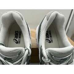 ASICS GT-2160 White Shamrock Green Silver Mesh Running Shoes 1203A275 Mens 10.5