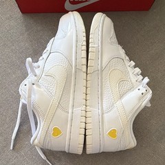Nike Women’s Dunk Low Valentines Day-Yellow Heart Size 7 Brand New