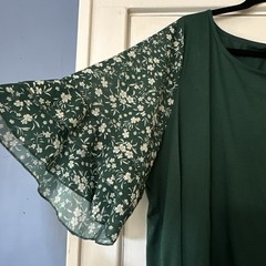 BLOOMCHIC Green Plus Size 26 Knit Top Boat Neck 3/4 Flare Sleeve