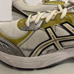 Asics GT-2160 Men’s Running Shoe Cream/Dark Mustard 1203A320 108 New
