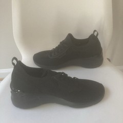 Mark Nason Skechers Slip-Ins 177667 BLK Women’s Size 8.5 New Without Box
