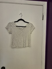 H&M Divided Women’s White/Black Floral Scoop Neck Short Sleeve Knit T-Shirt M