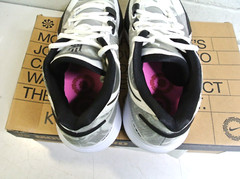 Nike Kyrie 8 Black White Pink DJ6017-101 Basketball Shoes Men’s Size 10.5