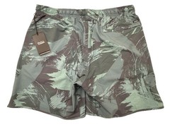 $60 RVCA Men’s Yogger 17” Shorts – Camo Green Black – Size: Large -New Tags