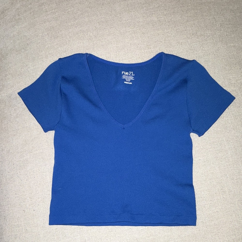 rue21 Blue Solid Knit Stretch V-Neck Short Sleeve T-Shirt Women’s M