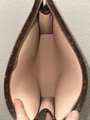 Louis Vuitton Toiletry Monogram Pouch 26 Brown Canvas