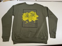 RWBY Anime Sweatshirt USA MADE Long Sleeve S Sweater Shirt Green Yellow Flower