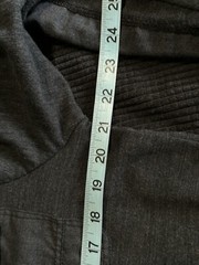 Howe Dark Gray Snap Up Long Sleeve Hood Top Pockets Grommets Size Large