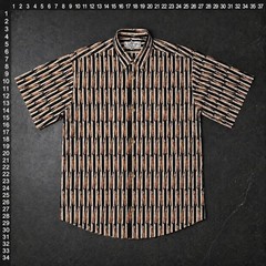 Tribute Men’s Size M Short Sleeve Button Down Shirt Cigar Print