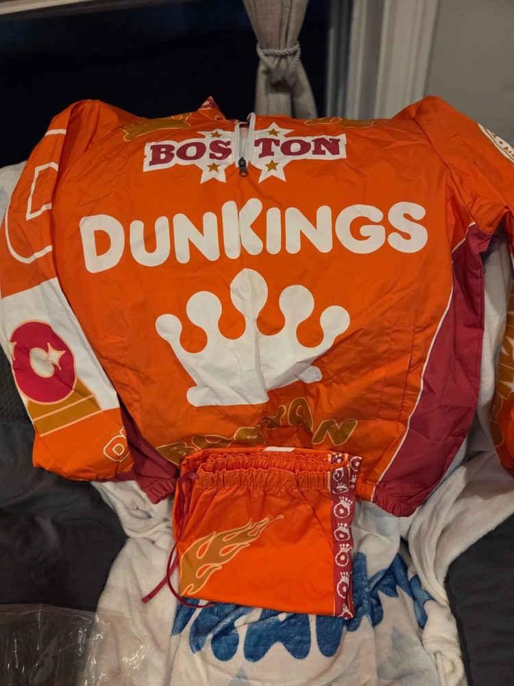 dunkin donuts track suit