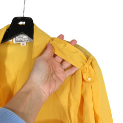 VTG SILK MIRACLE LADY MANHATTAN Mustard Yellow SILK BLEND Button-Up SHIRT/TOP 12