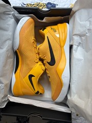 Men’s Size 7.5 Nike Kobe 8 Protro TB Promo University Gold HM6469-700
