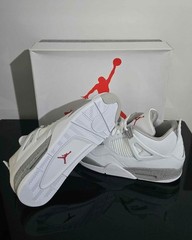Nike Air Jordan 4 Retro White Oreo Mid 2021 Men’s Sneaker Size 12M CT8527-100
