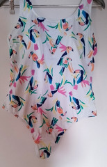 FAB WHITE BIRD CUPPED TUMMY CONTROL SWIMSUIT SIZE 18