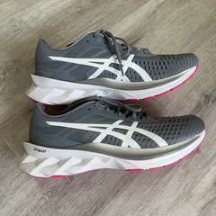 ASICS Novablast 2 Womens 10 Gray White Pink Running Shoes Sneakers Walk 1012A584