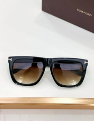 Tom Ford Morgan Sunglasses FT0513 Black/Brown Gradient 57-16-145mm With Case New