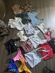 Mixed Women’s Clothing Lot: Assorted Tops, Shorts, Pants/Leggings Size XS