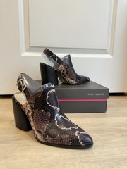 *RARE* Vince Camuto “MAUVE” Multi Tricolor Snakeskin Booties Size 8.5M NWB