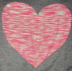 Torrid women’s Sz:1 Gray Knit Sweater Pink space dye heart Pullover Plus Size