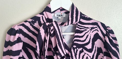 Womens John Zack London Pink Tie Choker Neck Zebra Animal Print Blouse Size 10