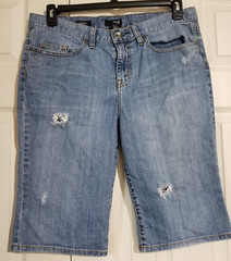 a.n.a A New Approach Women Size 8 Distressed Bermuda Denim Jean Shorts #900153