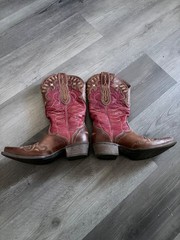 Ariat Zealous Women’s Snip Toe Western Boots Red Brown Leather 7.5B Cowboy