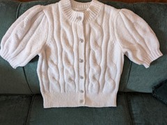CLASSIC PUFF SLEEVE WOOL WHITE SWEATER W GLAMOROUS BUTTONS AND WEAVE. RETRO