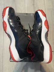 2015 Air Jordan 11 XI Men’s Retro Low Bred (528895-012) 7.5 Used Excellent
