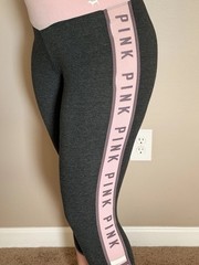 PINK High Rise Capri Yoga Leggings Stretch Logo Gray Pink Womens Size M