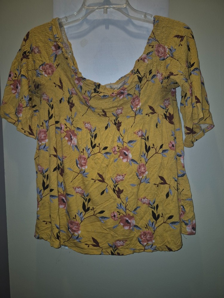 Junior’s Rewind Yellow Floral Empire Waist Off Shoulder Boho Top Size Medium