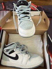 Jordan Air Jordan 1 Mid Kids Sneaker US 13.5C White/Gray/Black DV1339-104