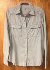 Free People Women’s S/P Blue Denim Button Front Paisley Long Sleeve Shirt