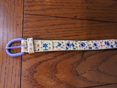 Girls Unbranded Medium Sparkly Floral Multicolor 18-Hole Belt 30.5 Inches