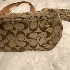 Coach Signature Logo Satchel Top Handle Tan/Brown w/ Snap Wallet & Charm