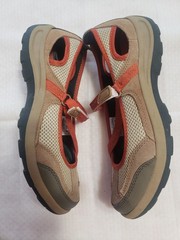 LANDS’ END Leather Mesh Loop Mary Jane Trekker Athletic Shoes 8.5 M NEW