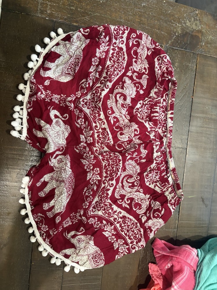 RAYON Women’s Sleep Shorts S Red/White Paisley Elephant Pom-Pom Pull On