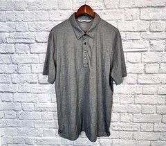 Travis Mathew Men’s Four Button Gray Short Sleeve Golf Polo Shirt Logo Size XL