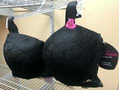 Black Fuchsia By Secret Lace Underwire Black Lace Bra NWT 5 Ways to Wear 40DD