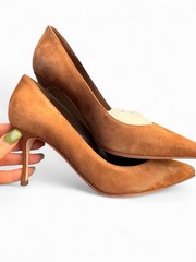 Sergio Rossi Suede Mid Heel Brown Pump Size 34.5