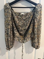 ASTR The Label Women’s Floral Square Neck Puff Long Sleeve Cropped Blouse XS