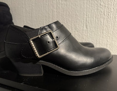 Frye and Co. Women’s Black Faux Leather Ankle Bootie Block Heel Buckle 9