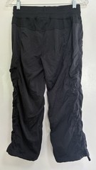 The North Face Women’s Solid Black Nylon Adjustable Waist Lightweight Pants S