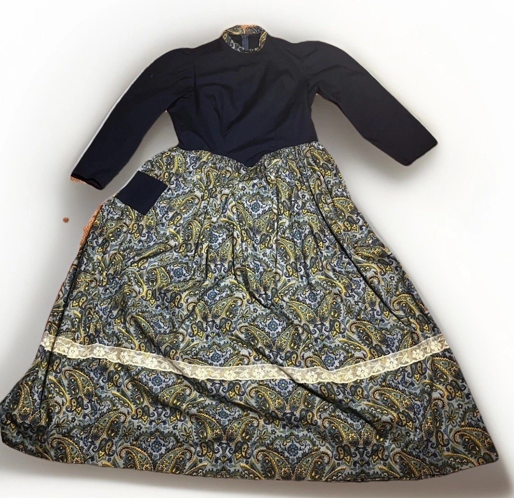 Vintage Handmade 1970s Full Length Prairie Dress Cottage Core Lavender Size S/M