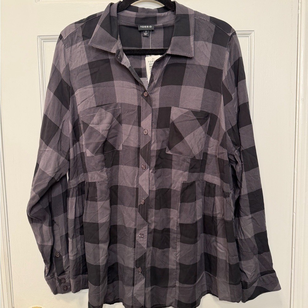 Torrid Gray Buffalo Plaid Button Up Top NWT Size 1X