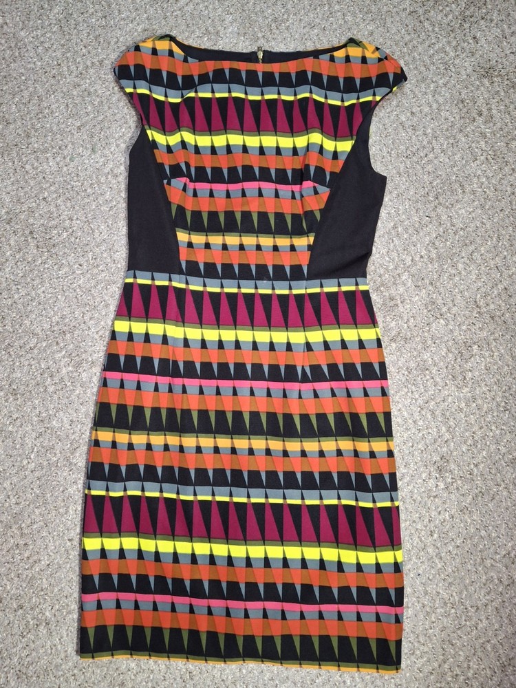 Signature London Style Striped Sleeveless Dress Size 6 Geometric Bodycon