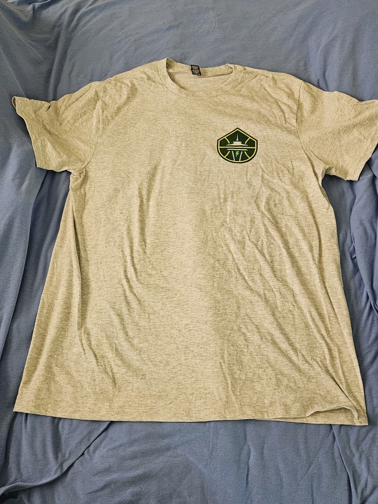 Seattle Storm – Short Sleeved Unisex XL Graphic Tee w/Logo – Gray – New